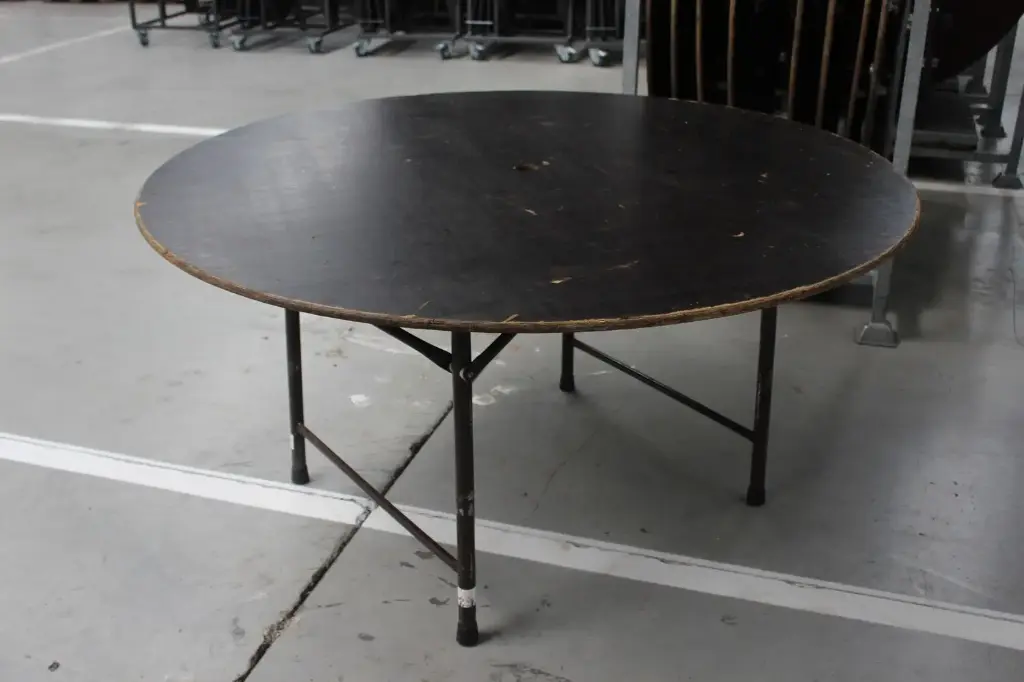 Table Ronde 8-10 Personnes