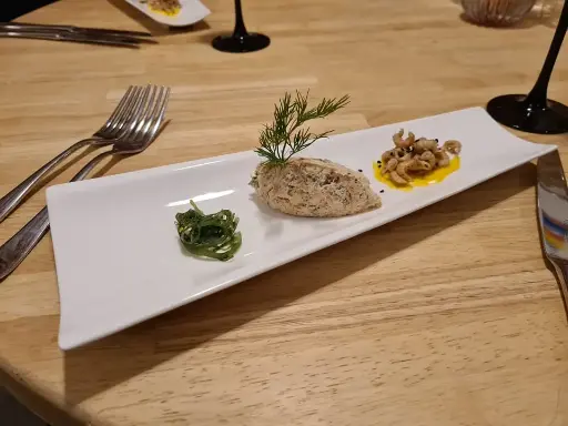 AVENZATO Tirangle